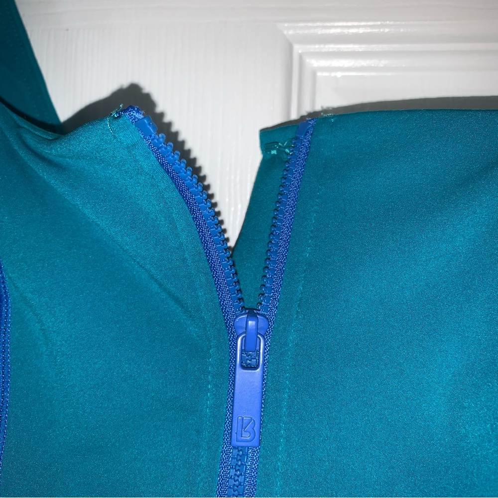 Buffbunny Dive Zip Sports Bra, M - Picture 9 of 9